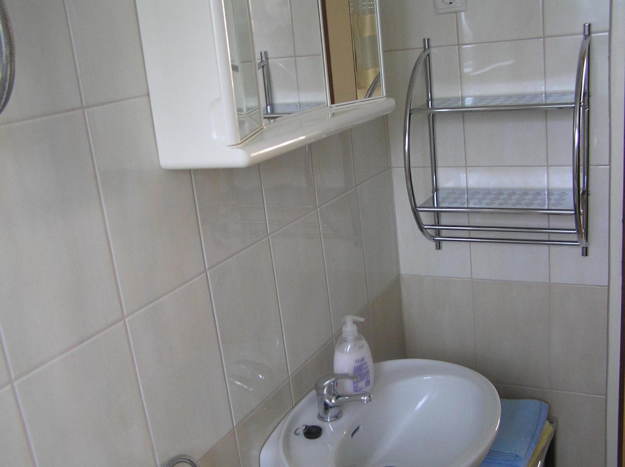 Apartments With A Parking Space Supetarska Draga - Donja, Rab - 15999 Rom bilde